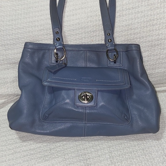 Coach F19044 Penelope shoulder bag - Picture 2 of 16